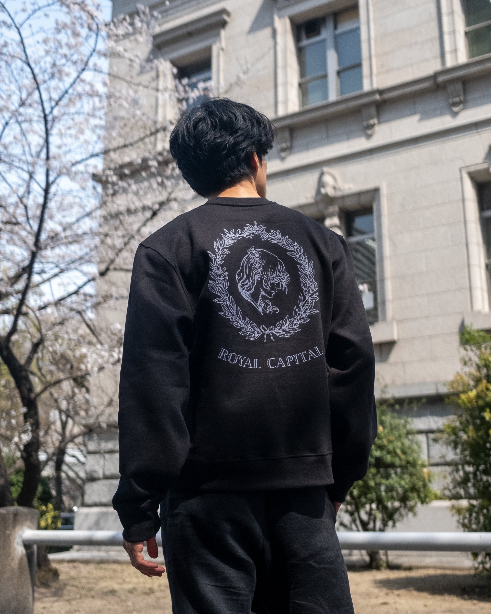 Royal Capital Box Crewneck - Black
