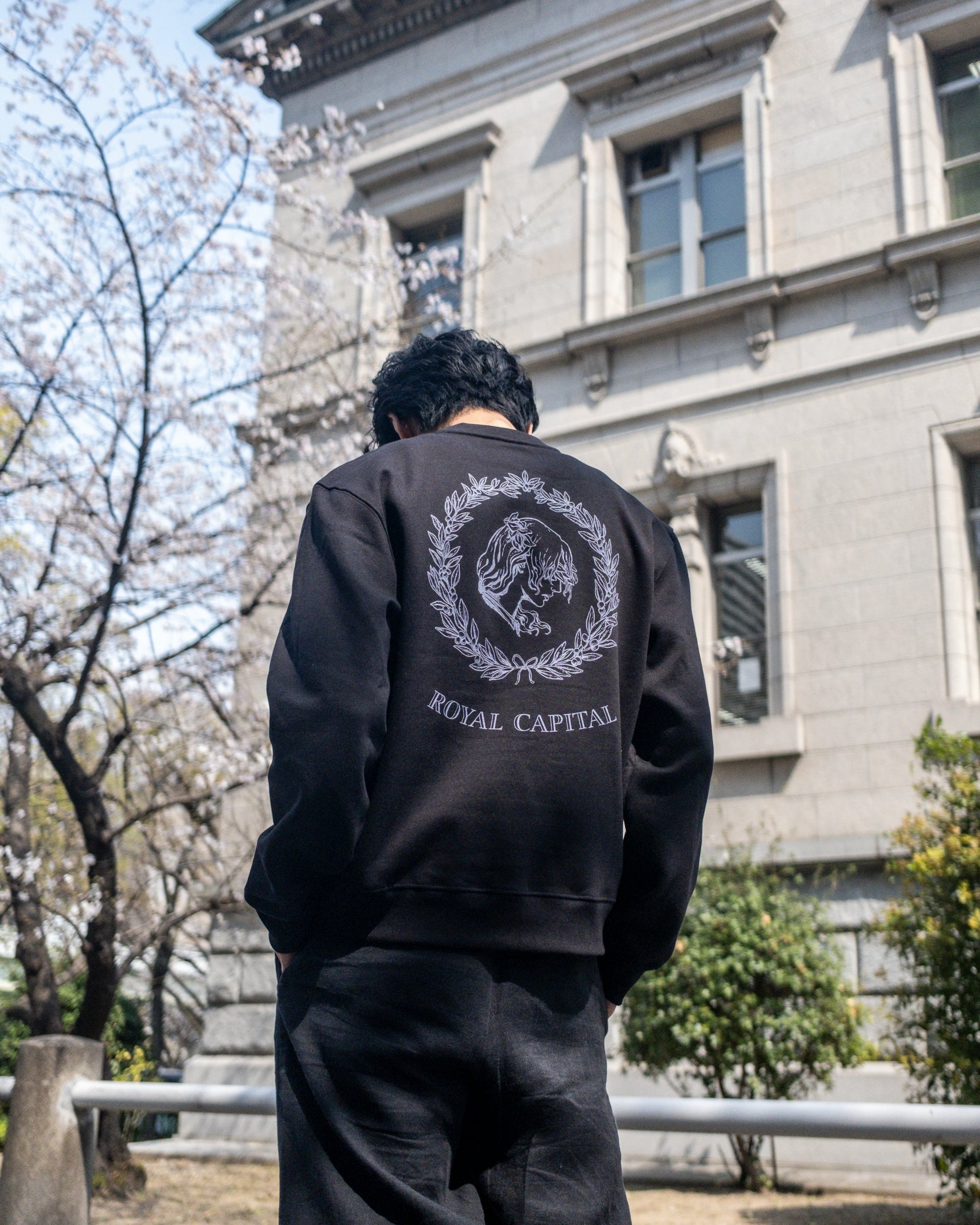 Royal Capital Box Crewneck - Black