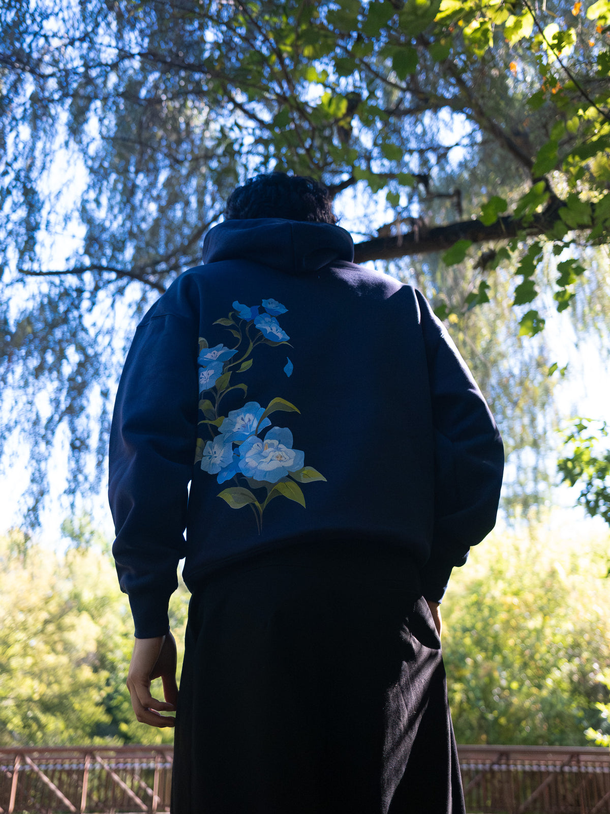 Flowerbed Hoodie - Navy