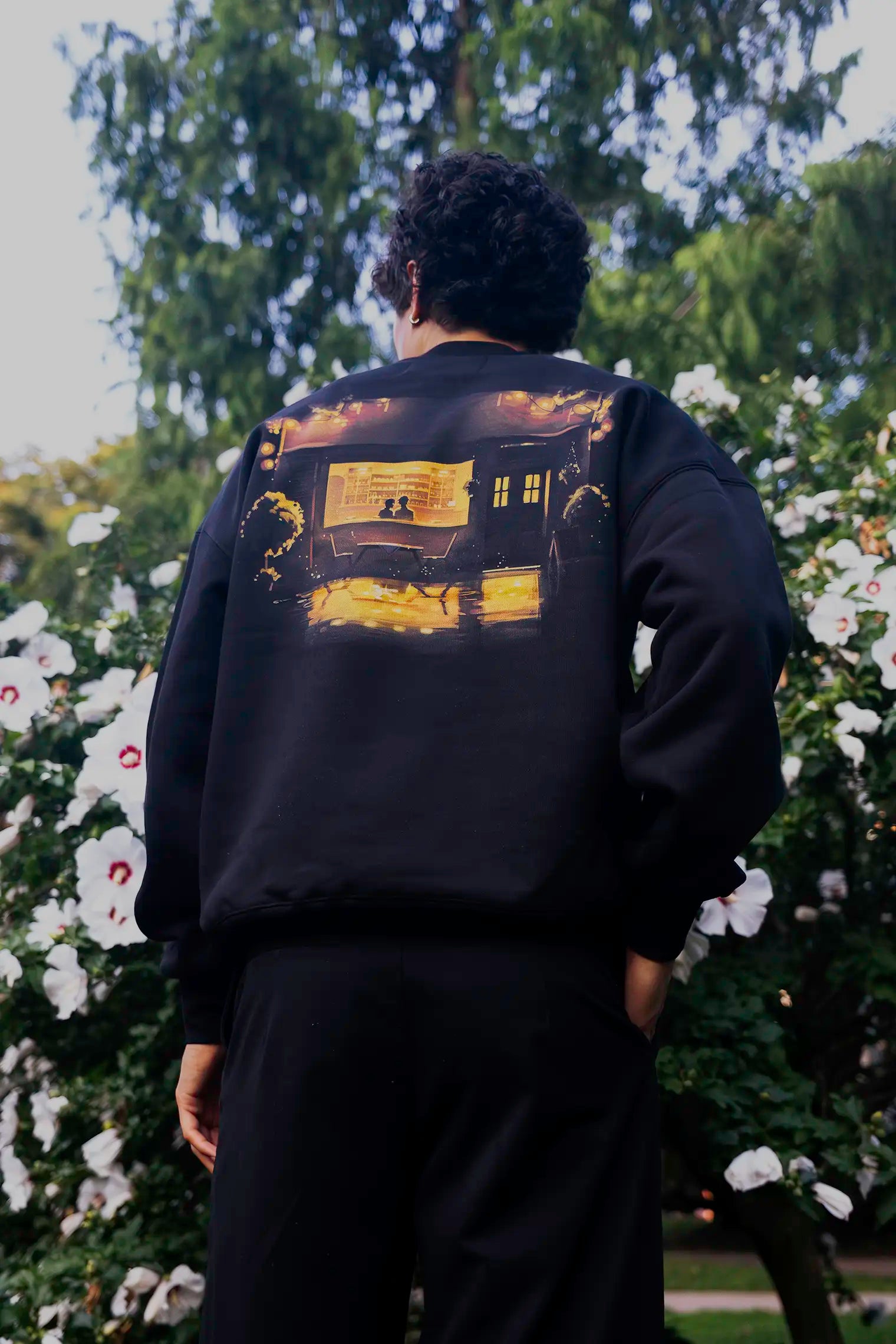 Cafe Box Crewneck - Black