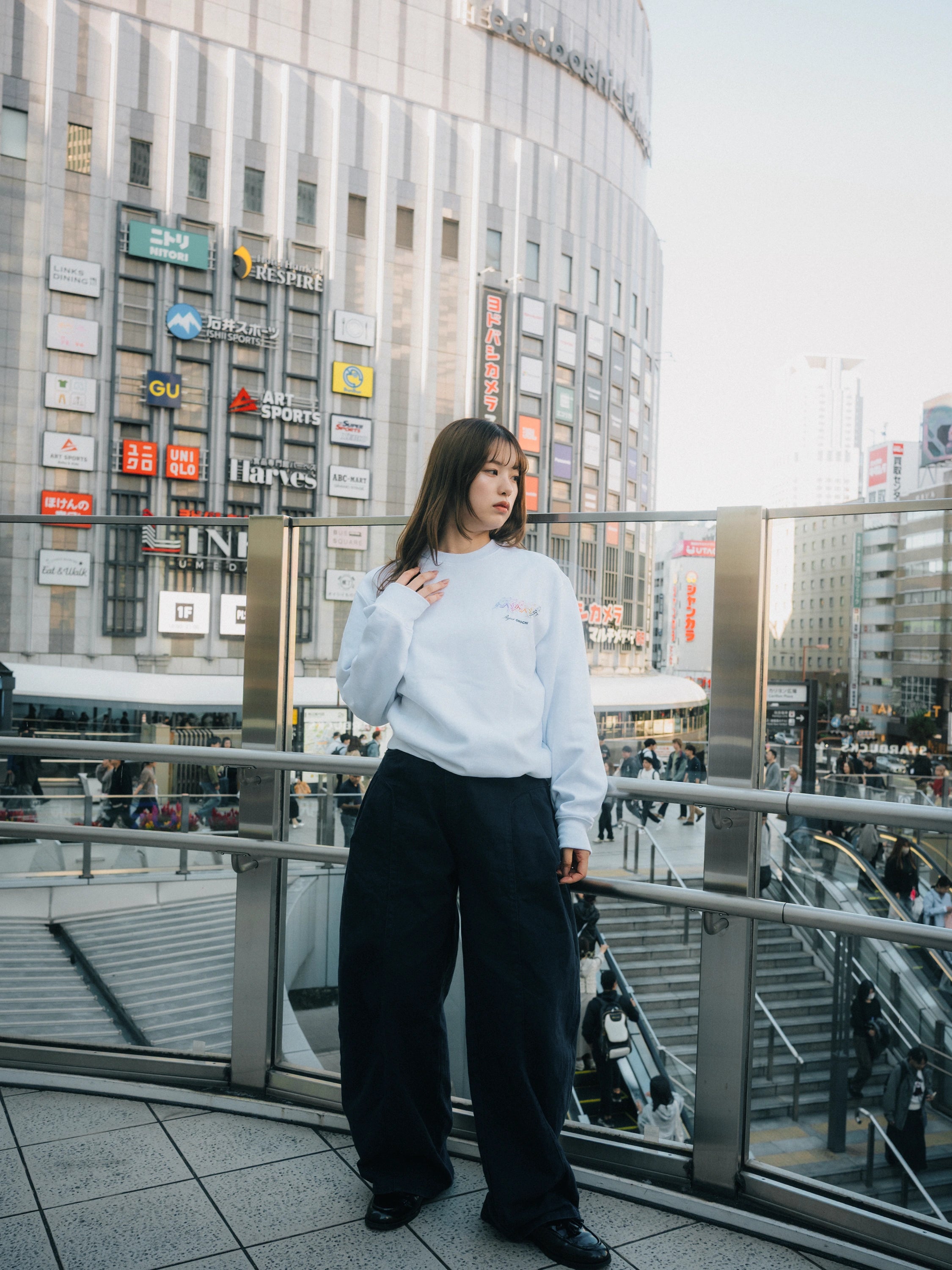 Run Club Box Crewneck - White