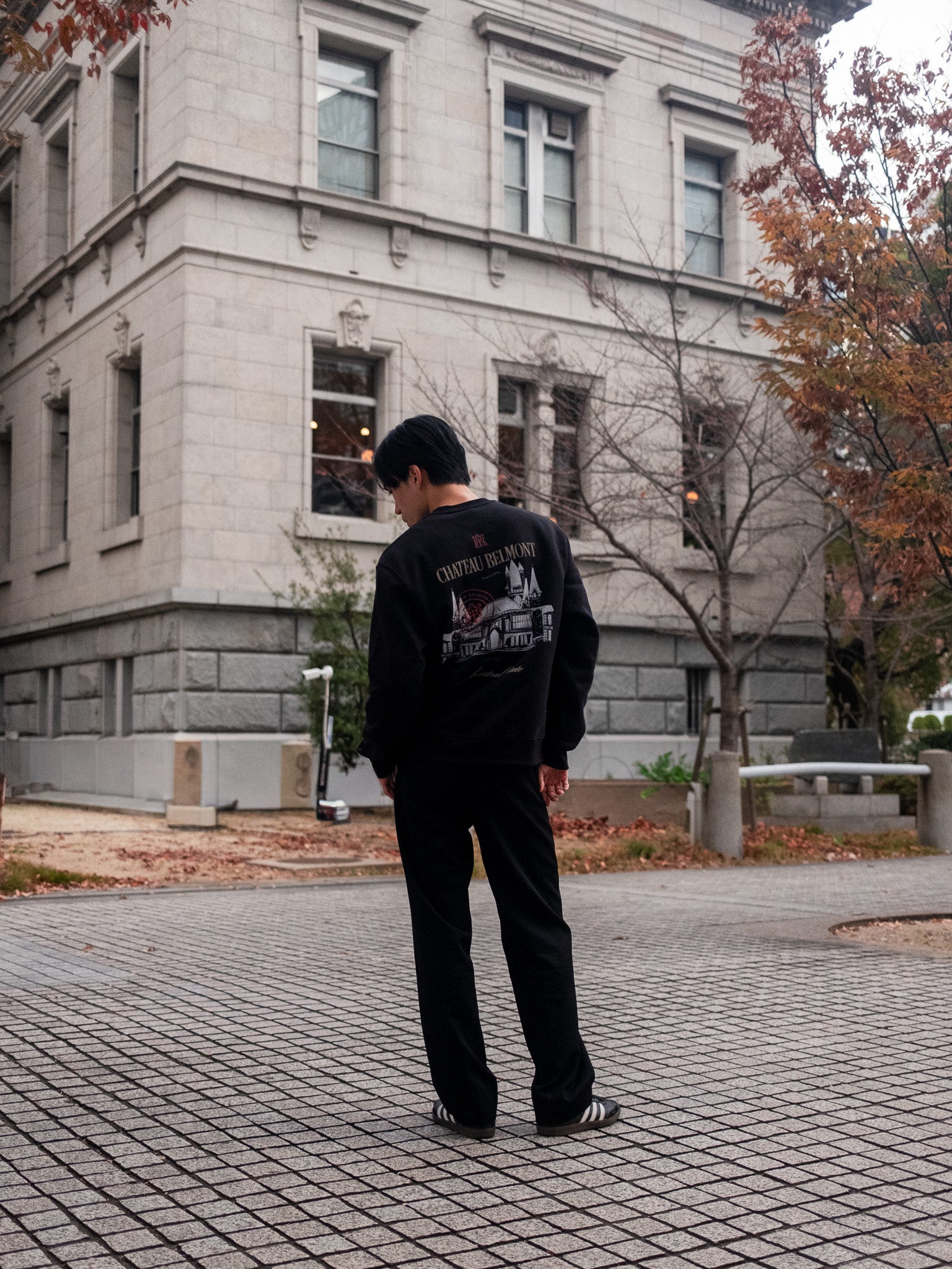 Belmont Hold Box Crewneck - Black