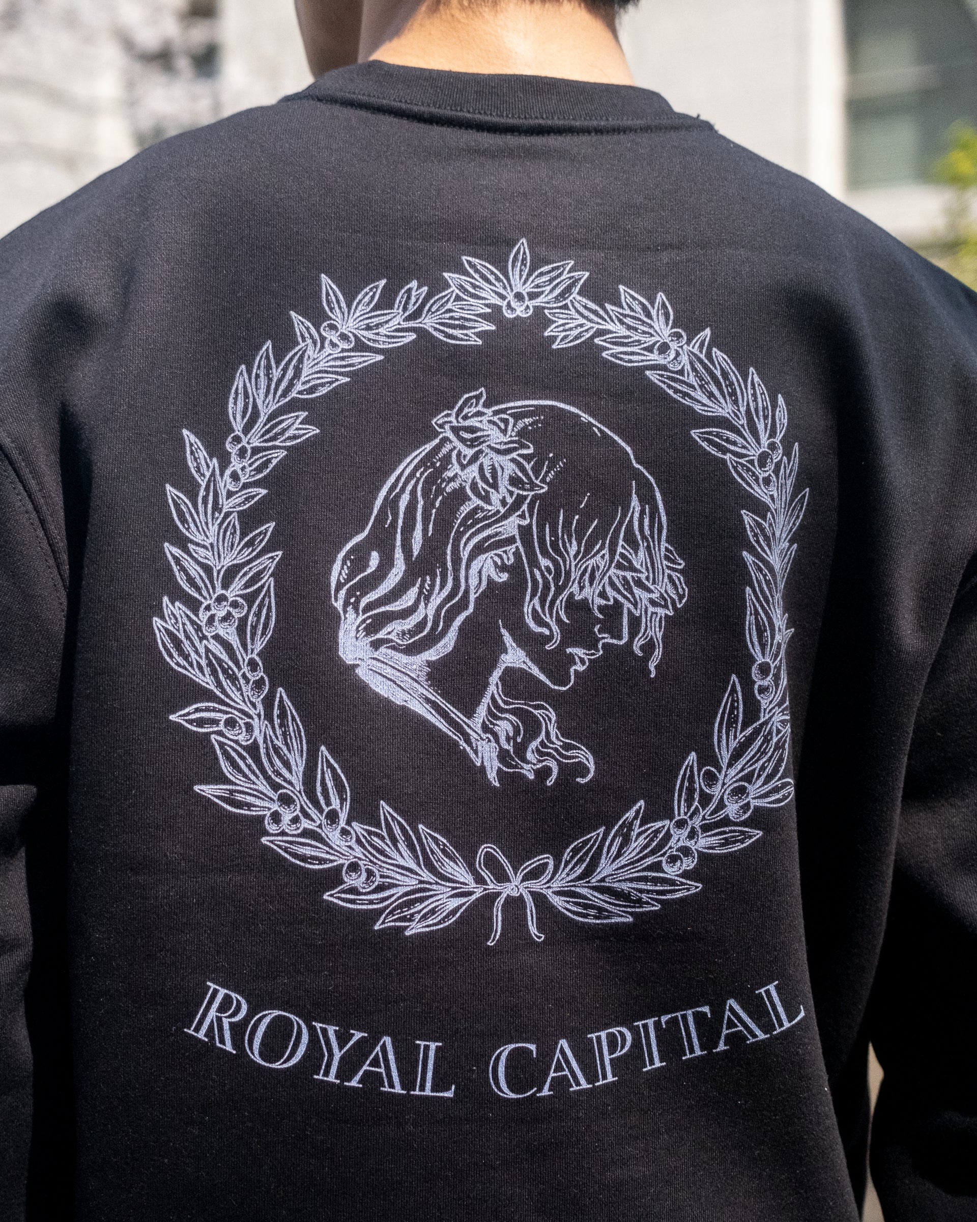 Royal Capital Box Crewneck - Black
