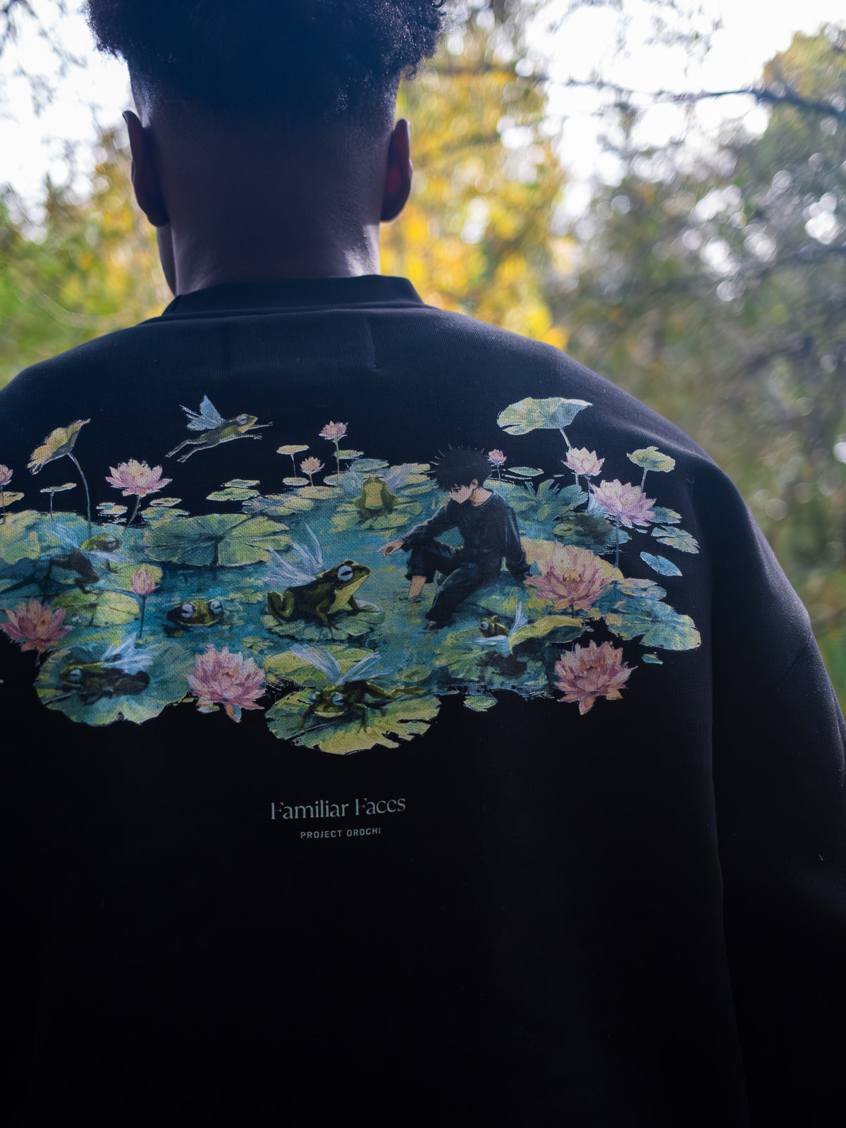 Familiars Crewneck - Black