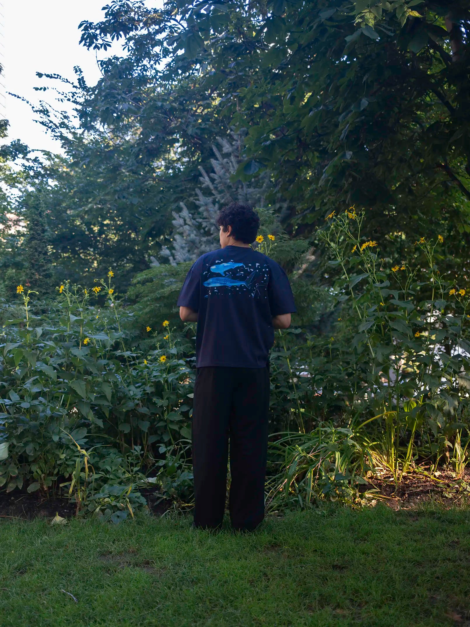 Aquarium Tee - Navy
