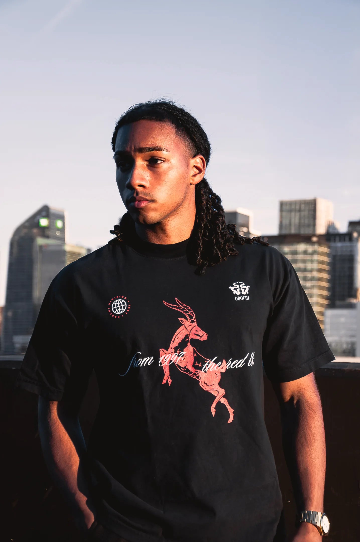 Red Elk Ringer Tee - Black